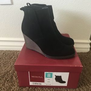 Wedge bootie